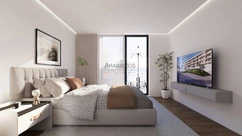 Apartamento T3 - Em Construção - 2 Lugares de Estacionamento - 2 Varandas - Portimão