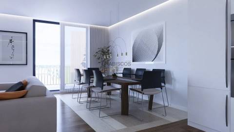 Apartamento T2+1 - Em Construção - 2 Lugares de Estacionamento - 2 Varandas - Portimão