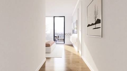 Apartamento T2+1 - Em Construção - 2 Lugares de Estacionamento - 2 Varandas - Portimão