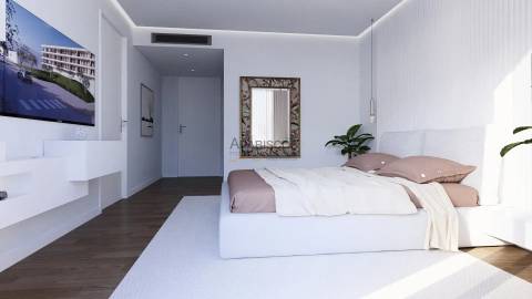 Apartamento T2+1 - Em Construção - 2 Lugares de Estacionamento - 2 Varandas - Portimão