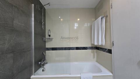 Estúdio T0 - Mobilado - Varanda - Piscina - Alvor - Torralta