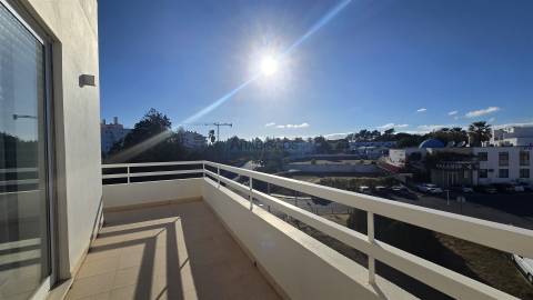 Apartamento T3 - localização residencial tranquila -  varandas - Bemposta - Portimão