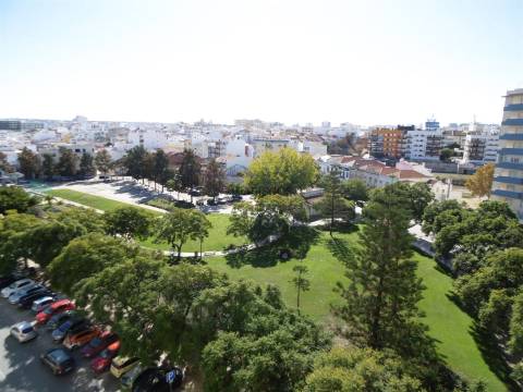 Apartamento T3  - Vista jardim - Varanda - Portimão - Faro - Algarve