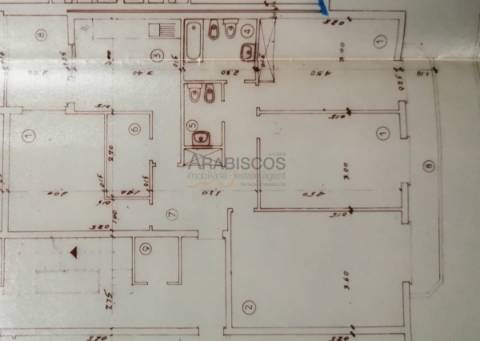 Apartamento T3  - Vista jardim - Varanda - Portimão - Faro - Algarve