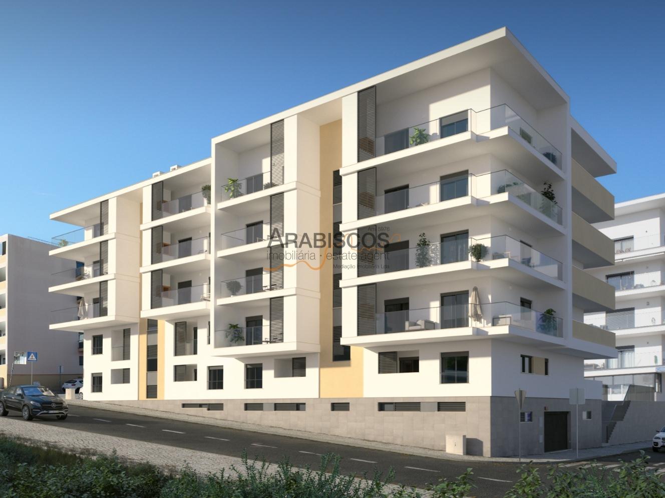 Apartamentos T3 - Varandas com 48m² - Barbecue - Lugar Garagem - Piso Radiante - Portimão - Algarve