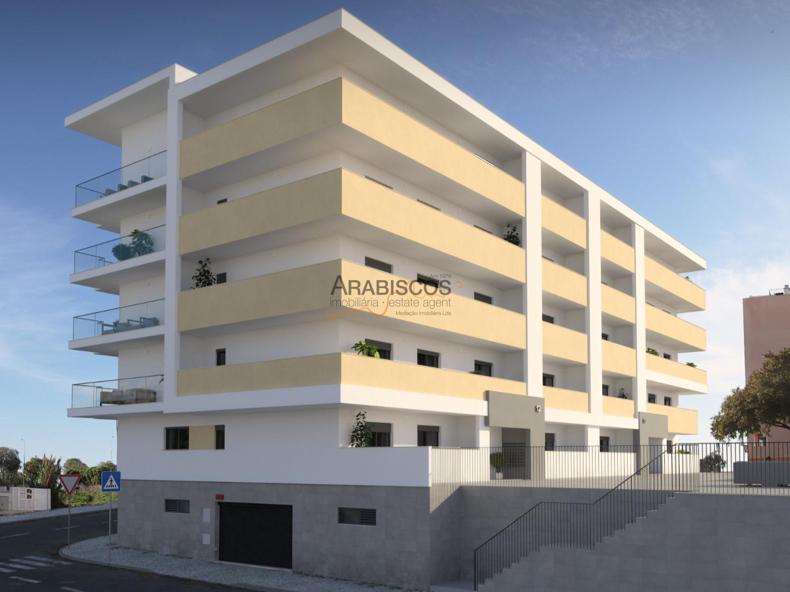 Apartamentos T3 - Varandas com 48m² - Barbecue - Lugar Garagem - Piso Radiante - Portimão - Algarve