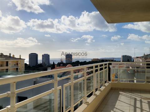 Apartamento T3 - Vista Mar - Varandas com 60 m2 - Ar Condicionado - 3 Suítes - Alvor - Algarve