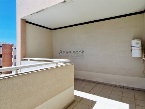 Apartamento T3 - Vista Mar - Varandas com 60 m2 - Ar Condicionado - 3 Suítes - Alvor - Algarve