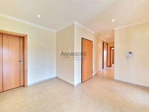 Apartamento T3 - Vista Mar - Varandas com 60 m2 - Ar Condicionado - 3 Suítes - Alvor - Algarve