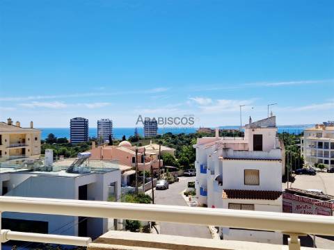 Apartamento T3 - Vista Mar - Varandas com 60 m2 - Ar Condicionado - 3 Suítes - Alvor - Algarve