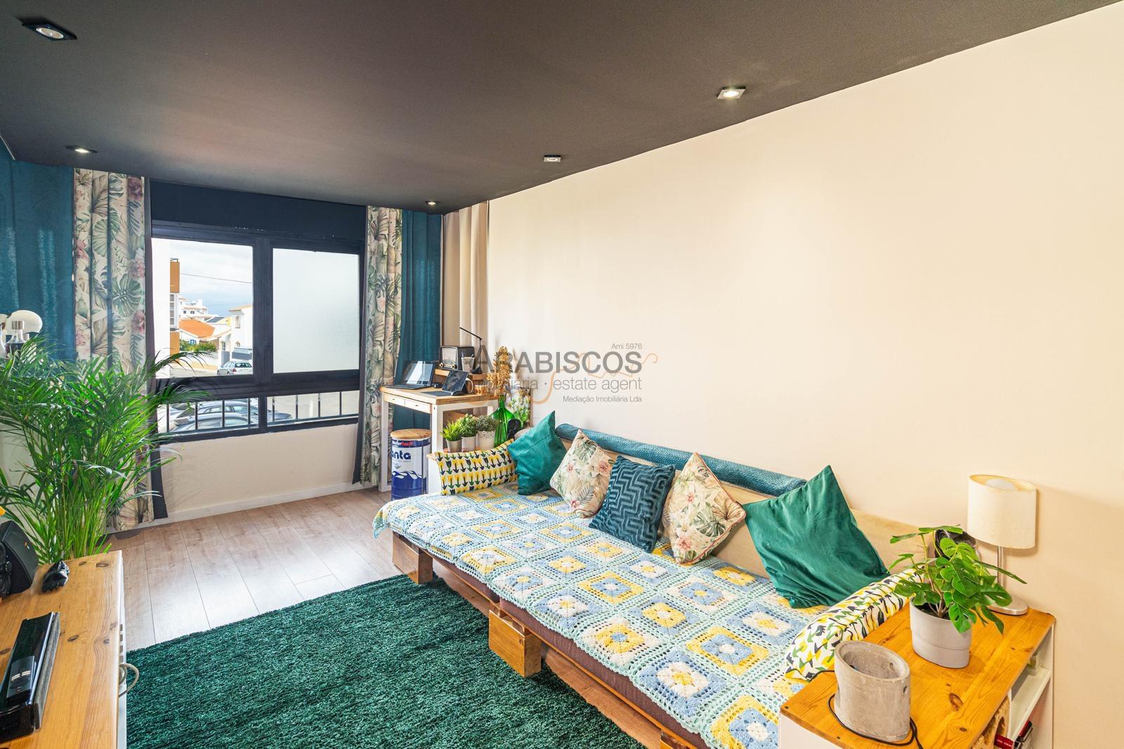 Apartamento T1  - Remodelado - Varanda - Portimão - Faro - Algarve