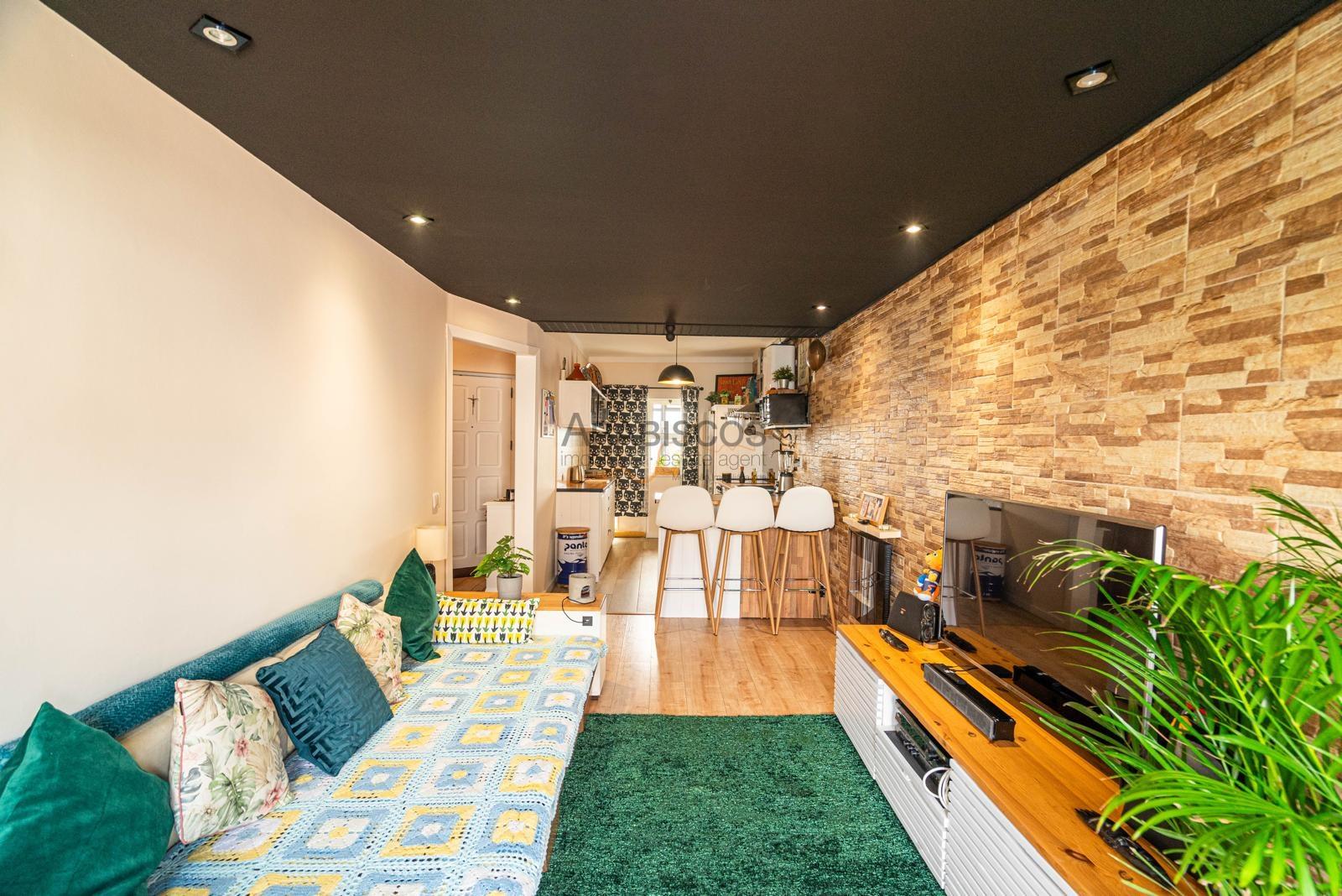 Apartamento T1  - Remodelado - Varanda - Portimão - Faro - Algarve