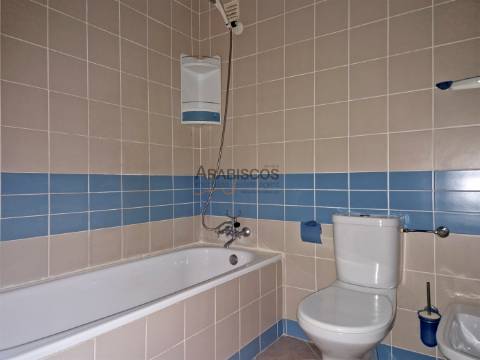 Apartamento T2 - Varandas - Barbecue - Lugar de Garagem - Arrecadação - Albufeira - Algarve