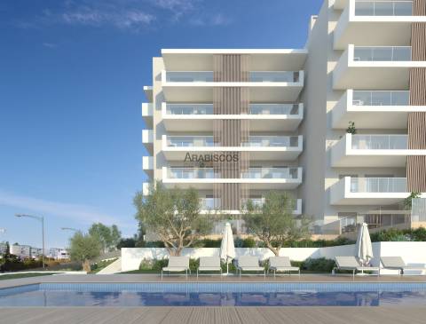 Apartamentos T2 - Varandas Amplas - Piscina - 1 Lugar Garagem - Vale Lagar - Portimão - Algarve