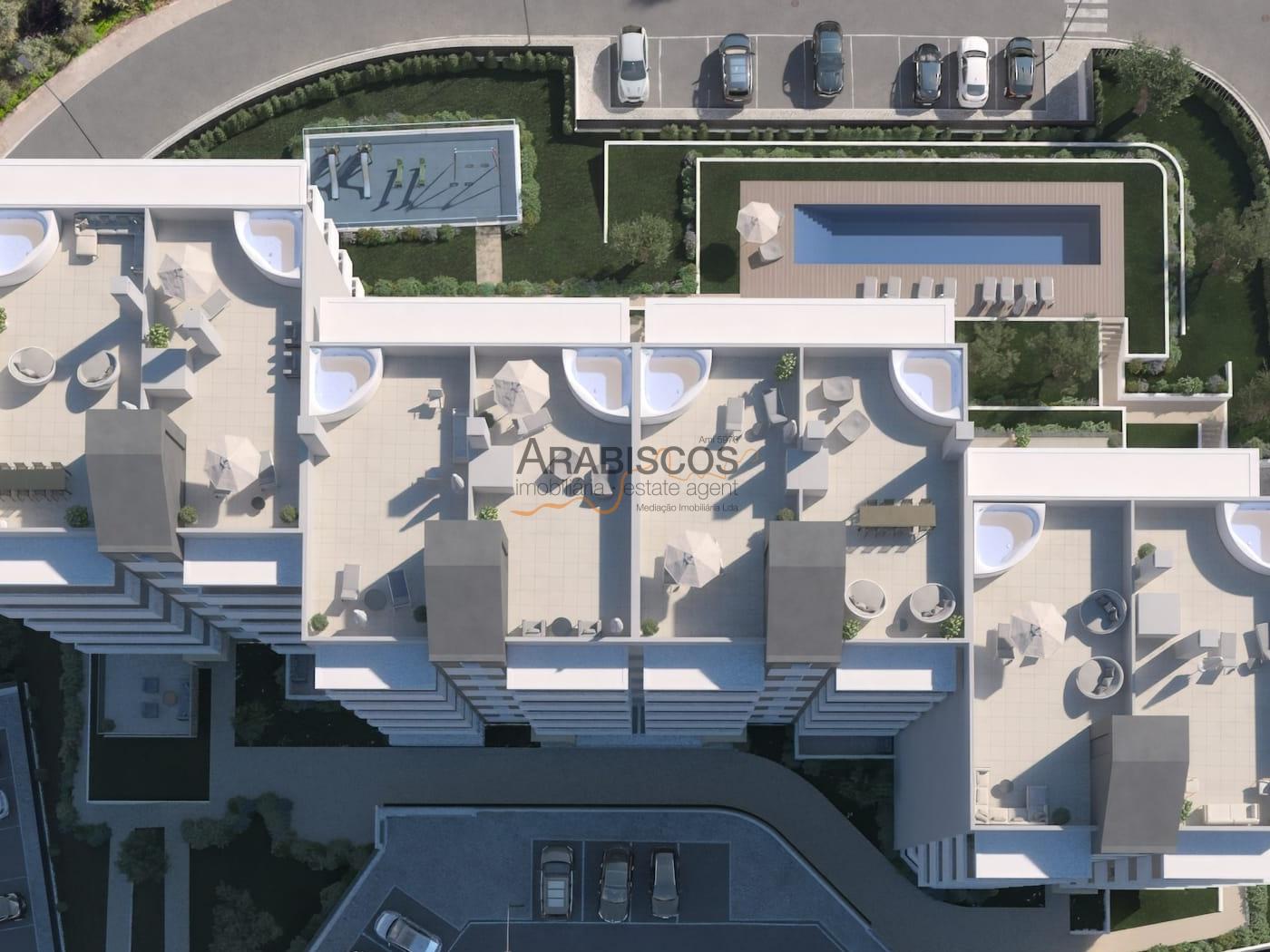 Apartamentos T2 -Terraço com 90 m2 - Jacuzzi - Piscina - 1 Lugar Garagem - Vale Lagar - Portimão