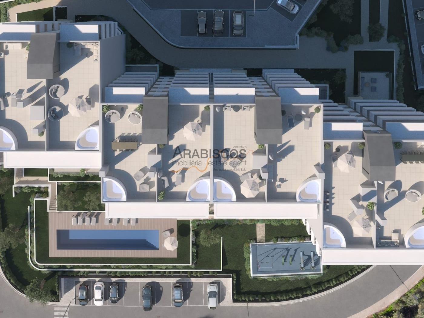 Apartamentos T3 - Terraço com 114 m2 - Jacuzzi - Piscina - 2 Lugares Garagem - Vale Lagar - Portimão