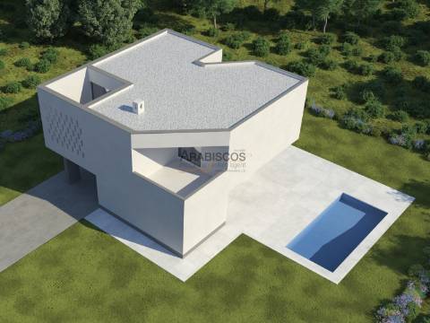 Moradia T3 - Piscina - Jardim - 2 Suites - 2 Lug. Estacionamento - Ladeira do Vau - Portimão