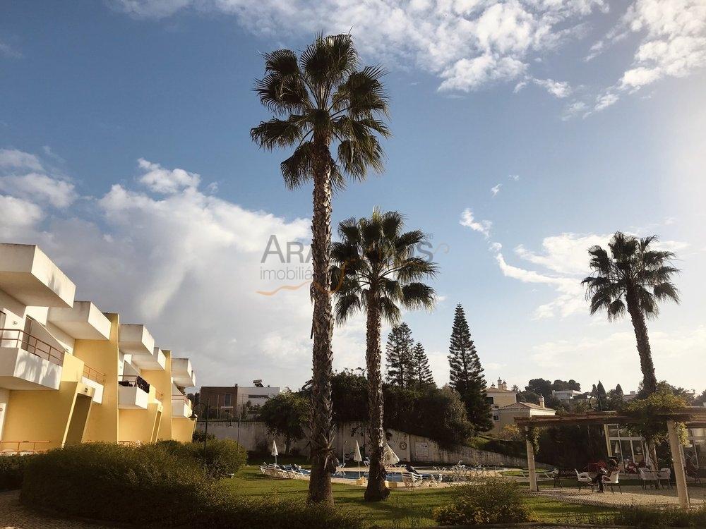 Apartamento T1 - Piscina - Jardins - Estacionamento - Montes de Alvor - Alvor