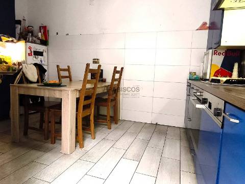 Moradia T4 - Remodelar - Centro - Terraço - Portimão