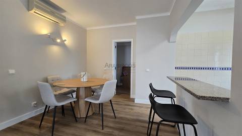 Apartamento T2 - mobilado e equipado - Urb. St. António - Montes de Alvor - Alvor