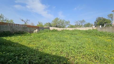 Terreno Urbano - Construção de Moradia Isolada - Portimao - Algarve