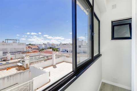 T3 Dpx - 2 Grandes Varandas - Vista Ria de Alvor - Alvor - Centro -  Portimão - Algarve