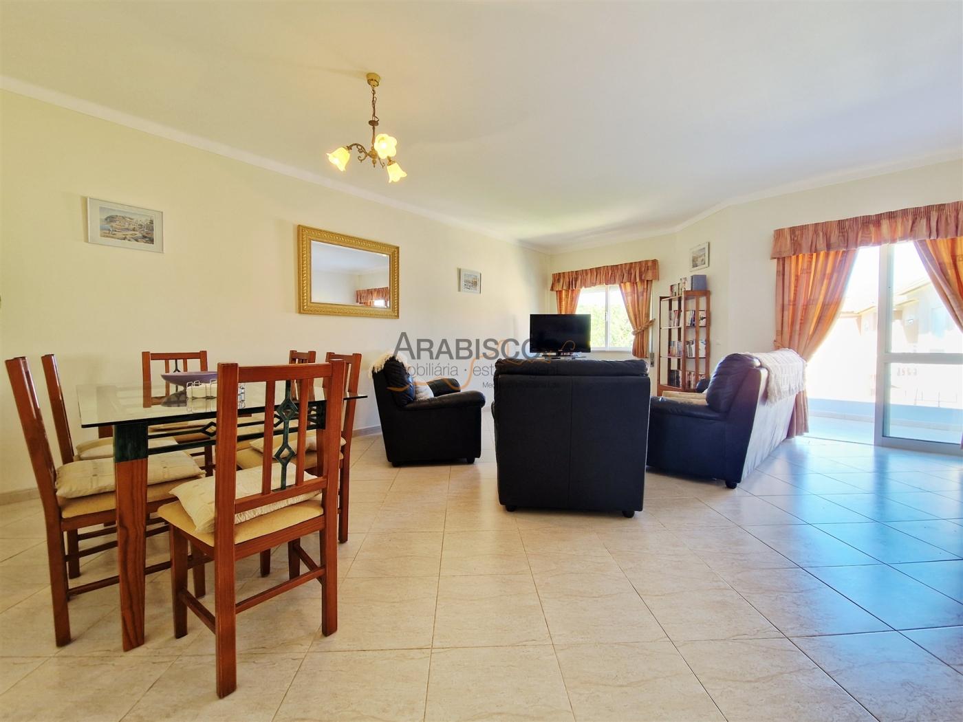 Apartamento T2 - Ar Condicionado - Piscina - 1 Suite - Oásis Parque - Portimão - Algarve