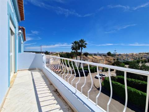 Apartamento T2 - Ar Condicionado - Piscina - 1 Suite - Oásis Parque - Portimão - Algarve