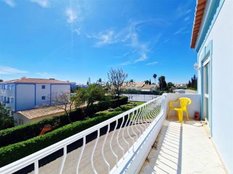 Apartamento T2 - Ar Condicionado - Piscina - 1 Suite - Oásis Parque - Portimão - Algarve