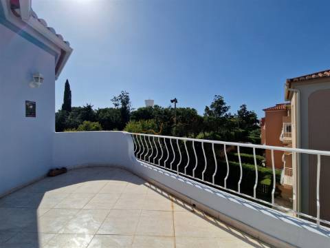 Apartamento T2 - Ar Condicionado - Piscina - 1 Suite - Oásis Parque - Portimão - Algarve