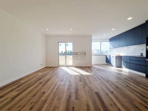 Apartamento T2 - Remodelado- Cozinha Equipada - Boavista - Portimão - Algarve