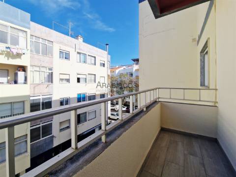 Apartamento T2 - Remodelado- Cozinha Equipada - Boavista - Portimão - Algarve