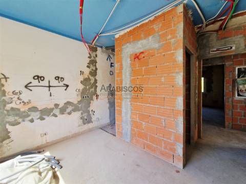 Moradia T11 - Ideal para Hostel, Residência Estudantes - Localização Central - Portimão - Algarve