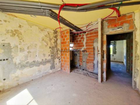 Moradia T11 - Ideal para Hostel, Residência Estudantes - Localização Central - Portimão - Algarve