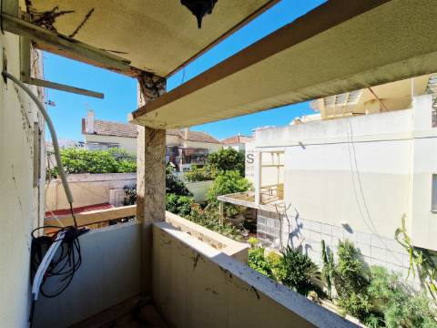 Moradia T11 - Ideal para Hostel, Residência Estudantes - Localização Central - Portimão - Algarve