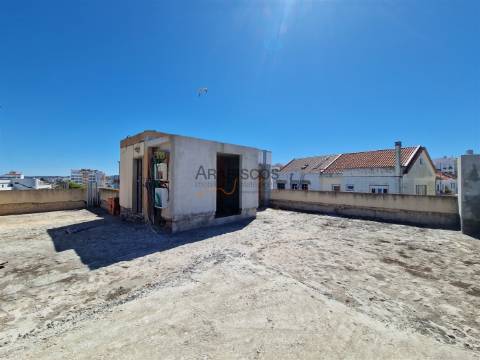 Moradia T11 - Ideal para Hostel, Residência Estudantes - Localização Central - Portimão - Algarve