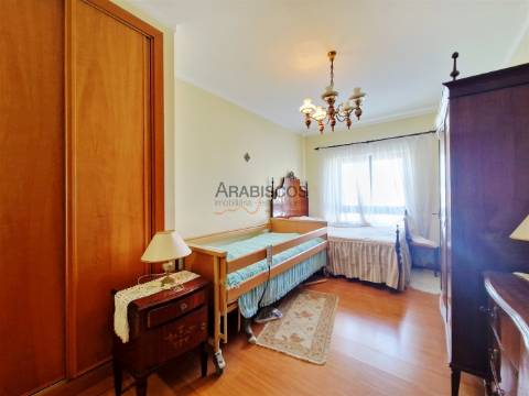 Apartamento T2 - Suite - Varanda - Ar Condicionado - Lugar Garagem - Portimão - Algarve