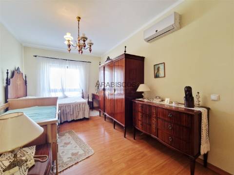 Apartamento T2 - Suite - Varanda - Ar Condicionado - Lugar Garagem - Portimão - Algarve