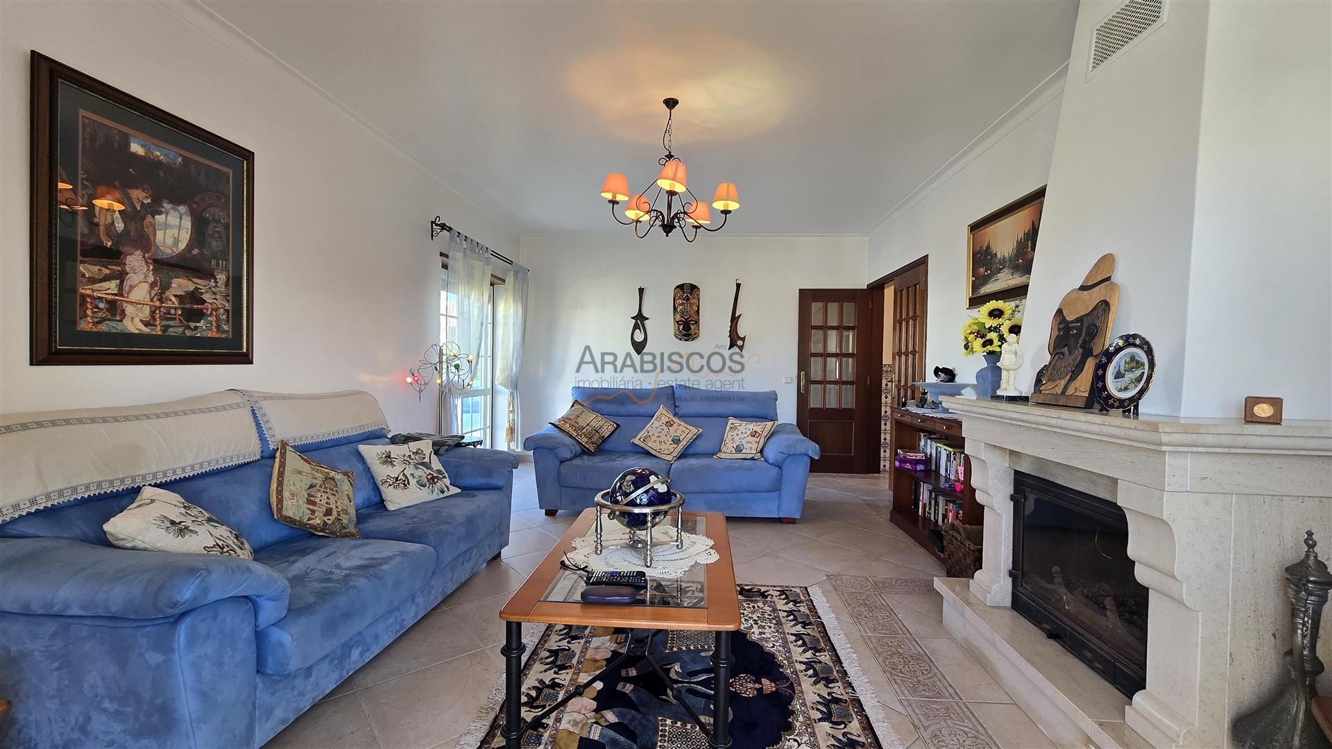 Charmoso T2 Apartamento - Jardim - Mobilado e Equipado - Ferragudo - Lagoa