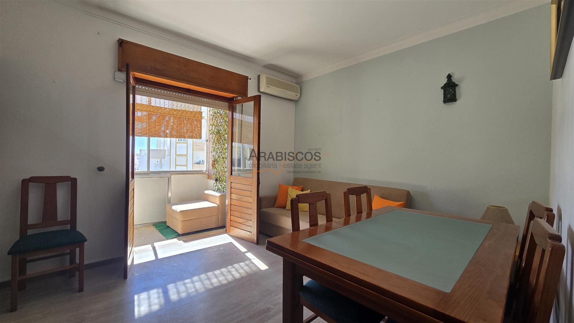 Apartamento T2 - 2 varandas - ar condicionado - Bairro Pontal - Portimão