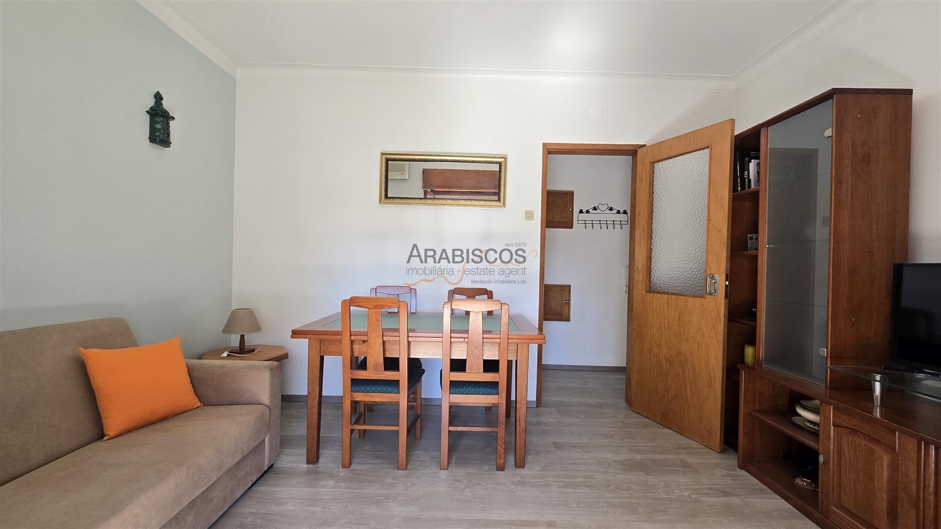Apartamento T2 - 2 varandas - ar condicionado - Bairro Pontal - Portimão
