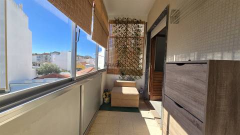 Apartamento T2 - 2 varandas - ar condicionado - Bairro Pontal - Portimão