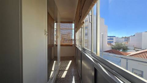 Apartamento T2 - 2 varandas - ar condicionado - Bairro Pontal - Portimão