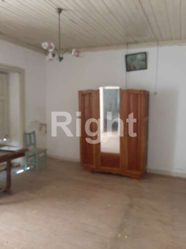 Moradia T3 com magnífico terreno em Santarém