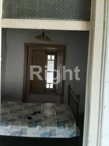 Moradia T3 com magnífico terreno em Santarém