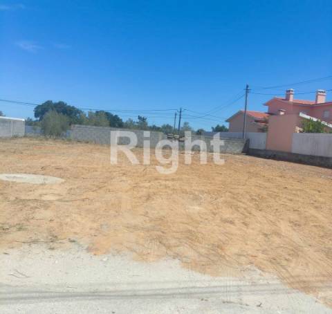 Lote de terreno em Barosa/Leiria