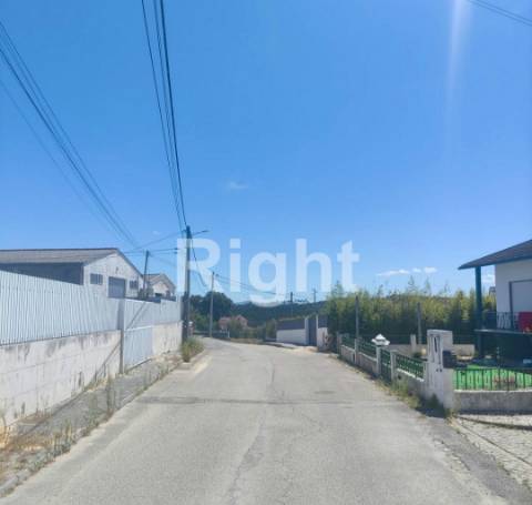 Lote de terreno em Barosa/Leiria