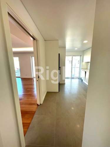 Apartamento T3 novo com estacionamento e arrecadação, Praça Chile