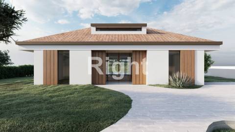 Terreno urbano com projeto em Santarém