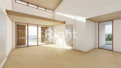 Terreno urbano com projeto em Santarém